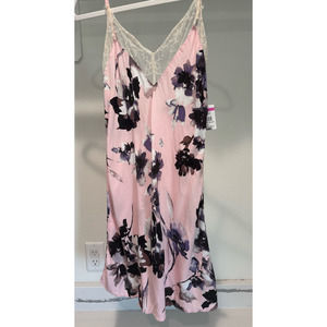 NWT Midnight Bakery Lingerie Sleepwear Nightgown Size XXS‎ Pink Floral Lace